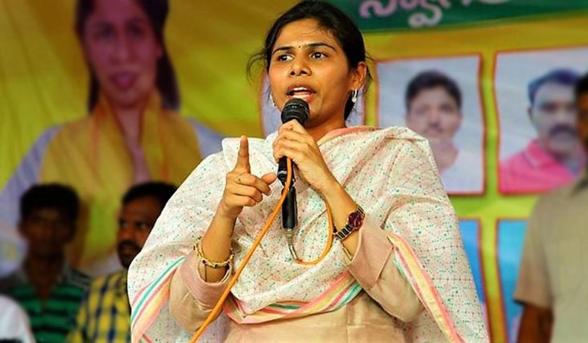 ex minister bhuma akhila priya fires on opponents about her brother safety