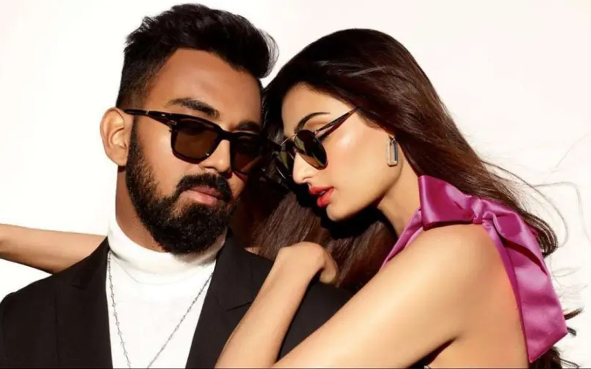 Athiya shetty reacts on rumours of her wedding with kl rahul
